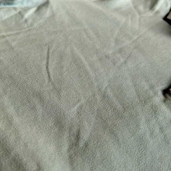 Baby blue abercrombie shirt,good quality and very nice - Picture 2 of 4